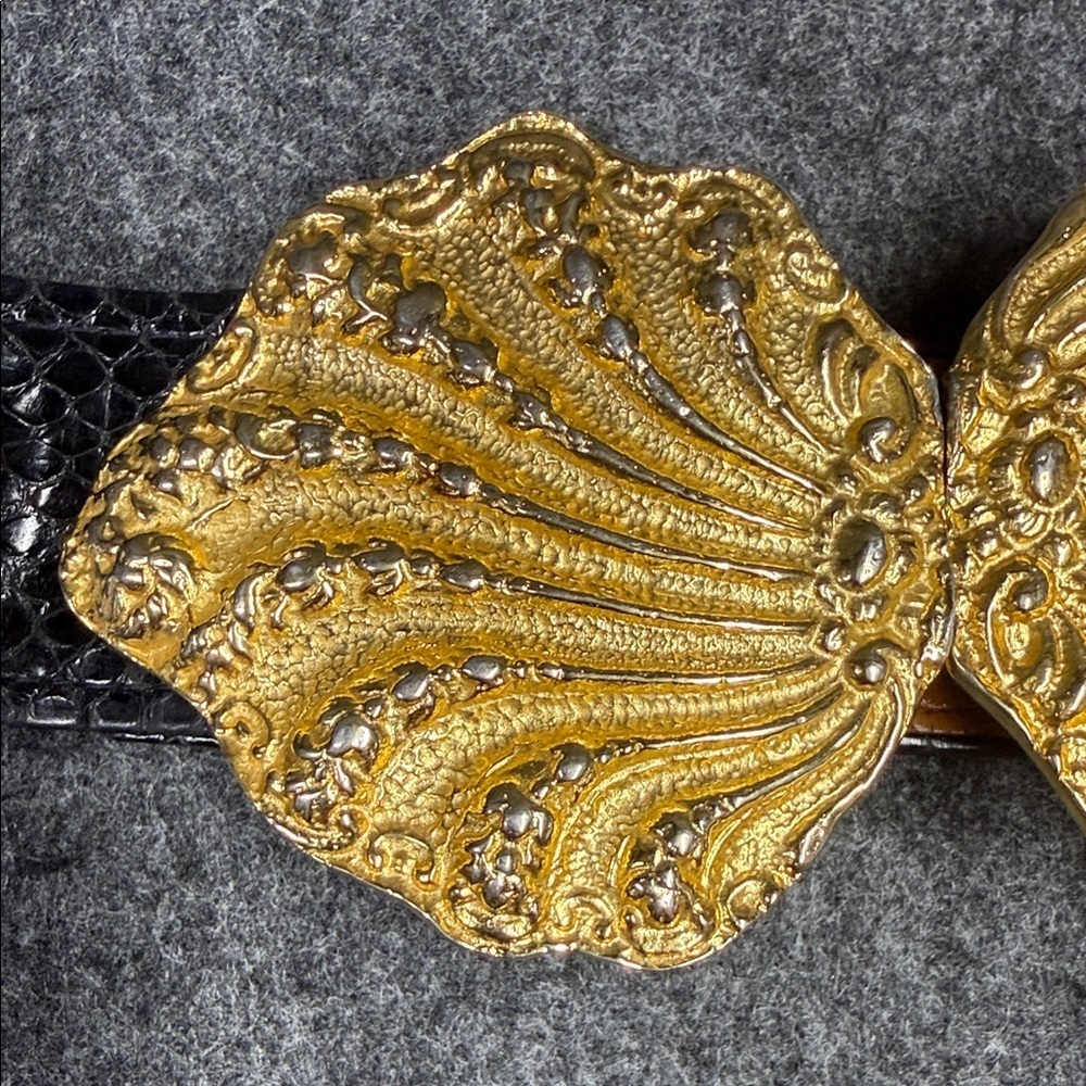 Alexis Kirk Snakeskin Elegant Black and Gold Textured Belt VINTAGE - Picture 5 of 10